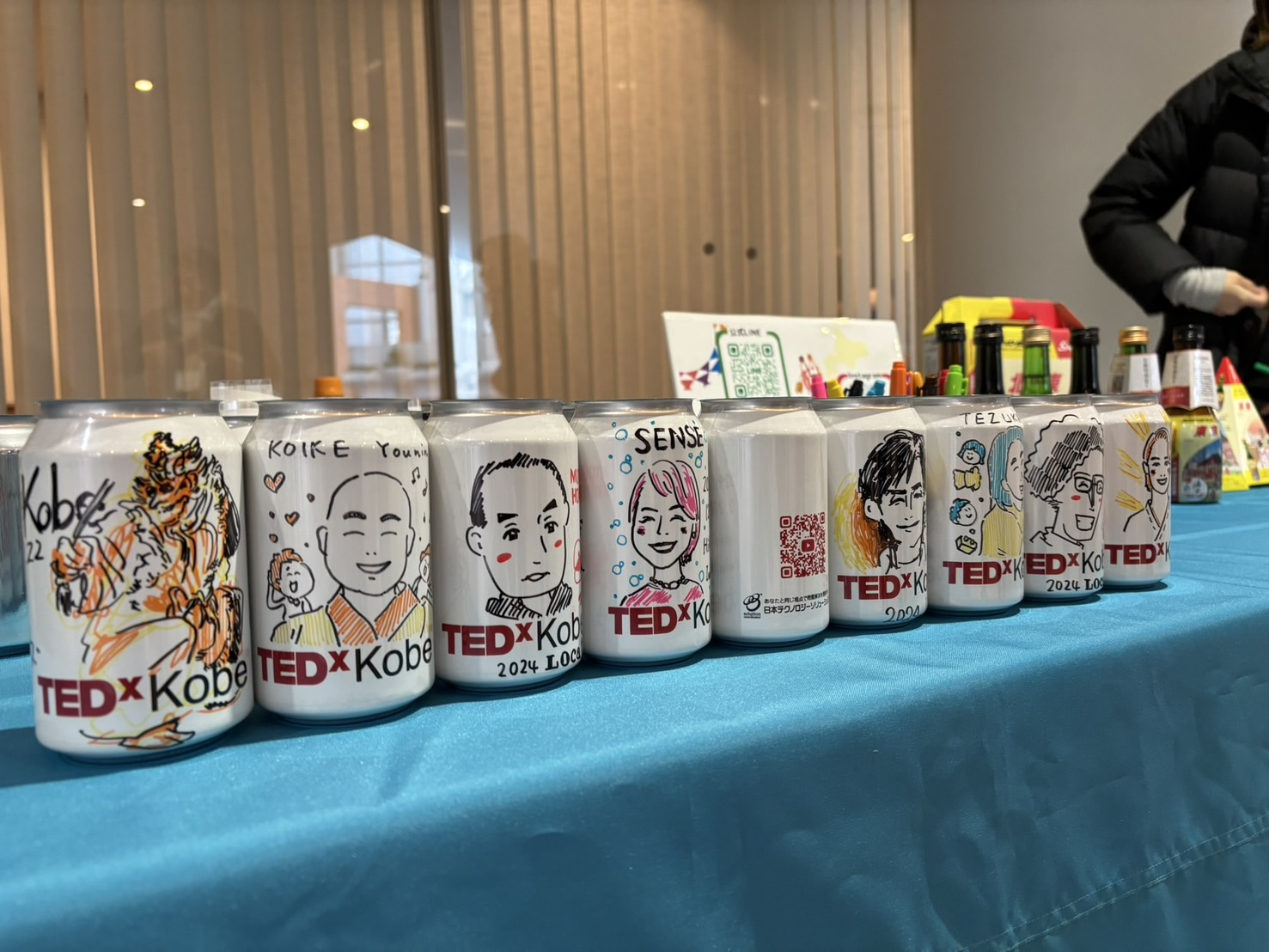 ラッピングロボットで制作したオリジナル缶